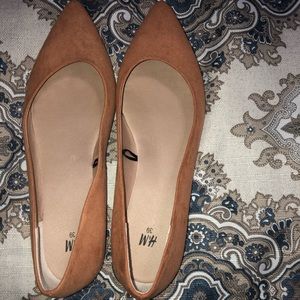 H&M - Tan Pointed Flats